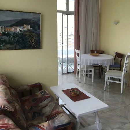 Estudio Dos Balcones Dos Vistas Две Панорамы На Океан アパート